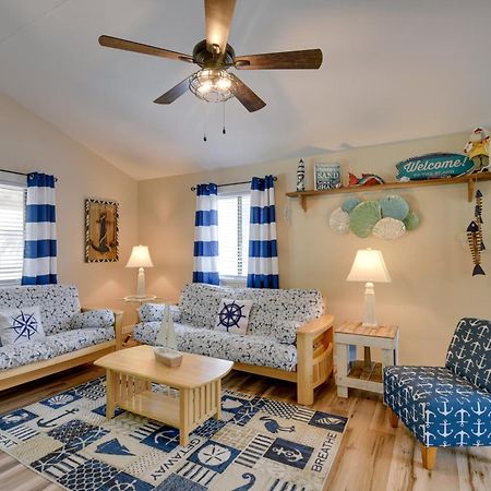 Ocean Isle Apartment With Balcony, 1 Mi To Beach! Ocean Isle Beach Εξωτερικό φωτογραφία